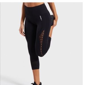 Gymshark energy + seamless crop leggings
